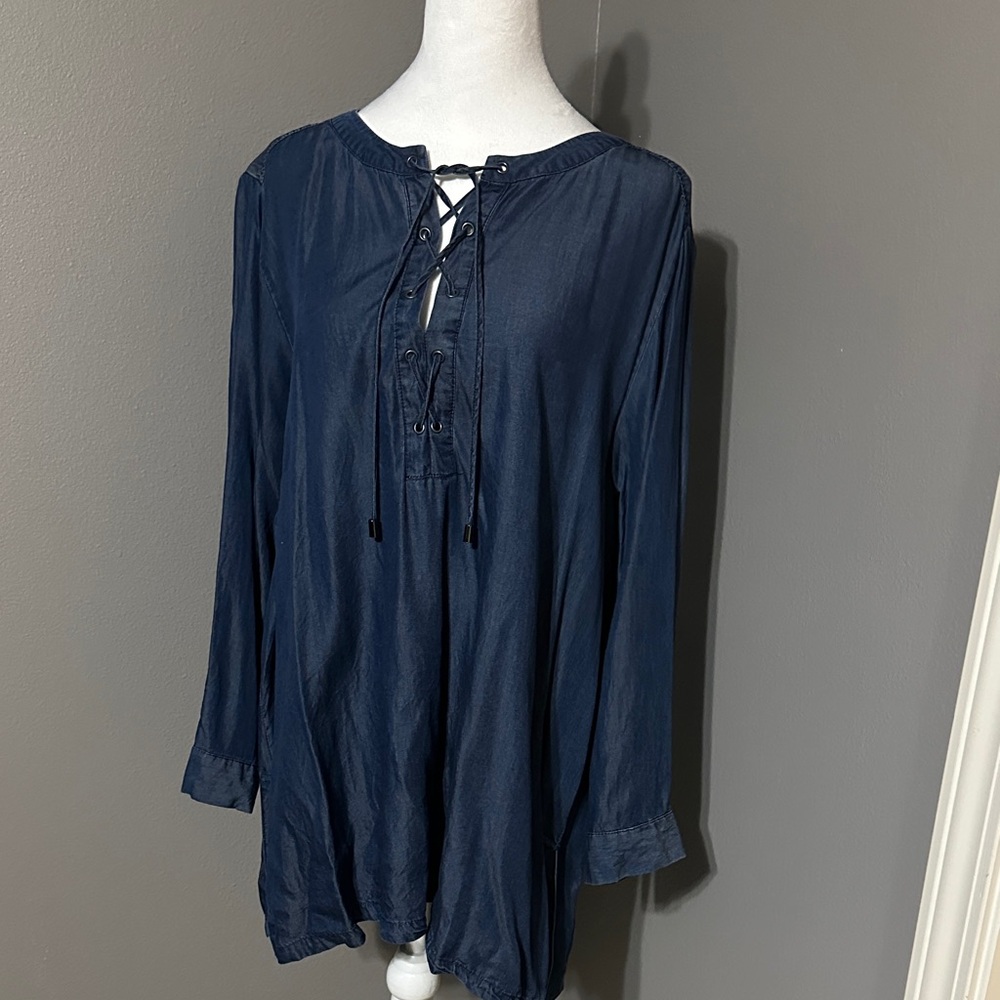 Jane and Delancey Navy Lace-Up Women's Top